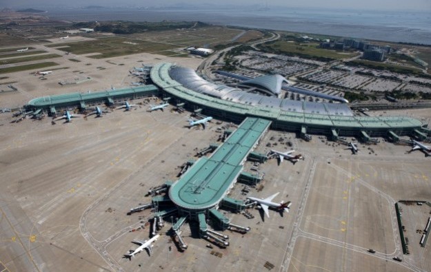 仁川国际机场航站楼外观